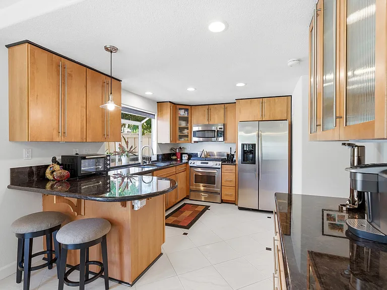 30072 Whitecap — Photo 16