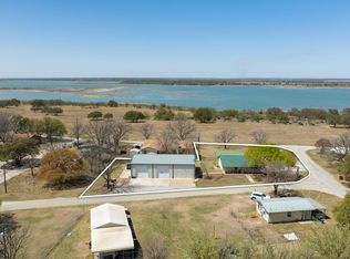 305 E Loop Dr, Brady, TX 76825