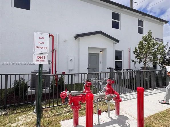 15671 SW 280th St #1, Homestead, FL 33032