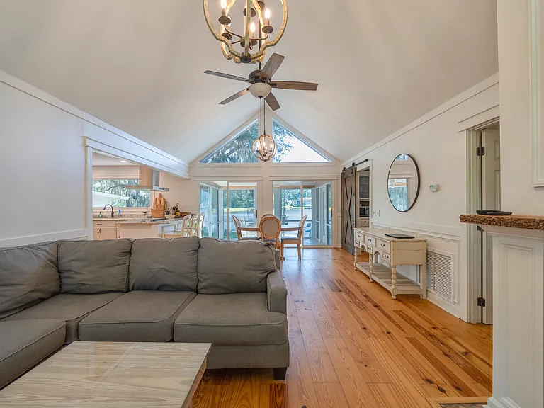 307 Doe Run Cir — Photo 115