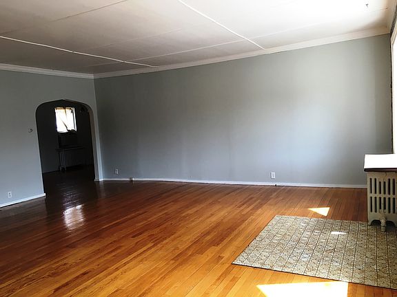5th image of 235 N Ardmore Ave