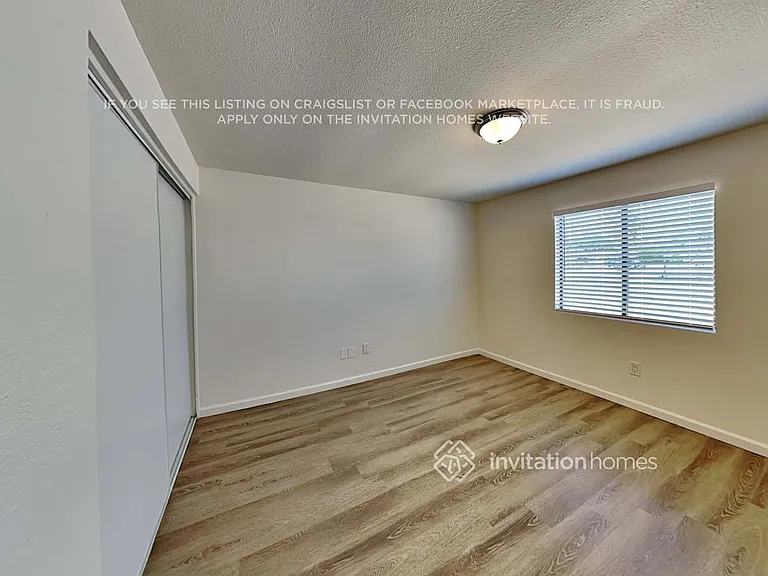 14256 N 37th Way — Photo 13