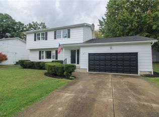 4096 Bob O Link Dr, Youngstown, OH