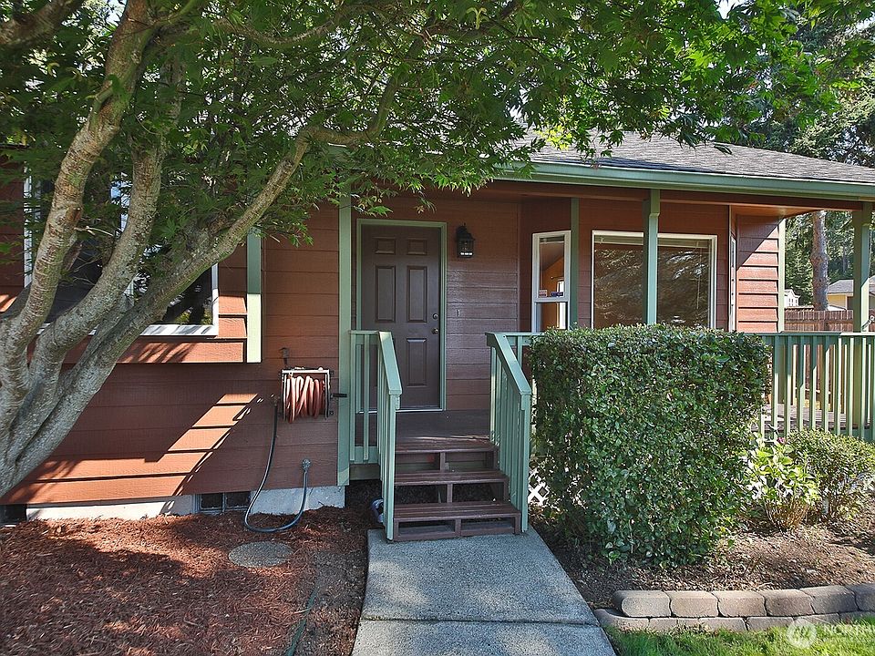 1st image of 445 Mitchell Drive