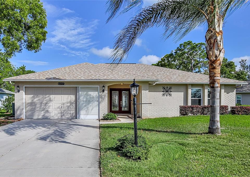 1st image of 6347 DARIEN WAY