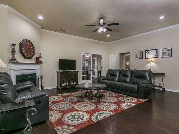 3rd image of 3710 Knoll Dr