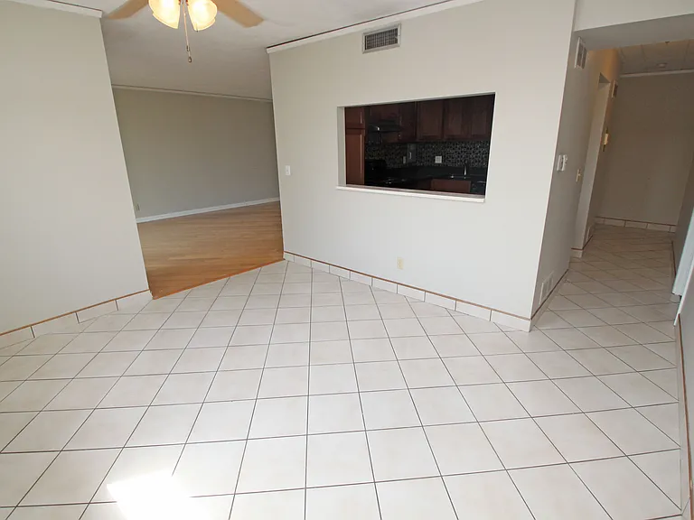 1/2BR - Dining Room