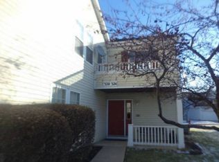 324 Ogden Falls Blvd, Oswego, IL