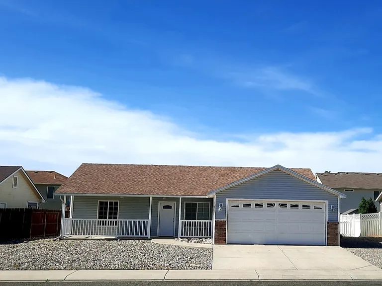 2832 Maverick Dr — Photo 1