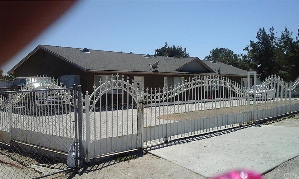 1st image of 2149 W 1st Ave