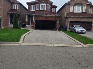 3872 Passway Rd, Mississauga, ON L5N8N9