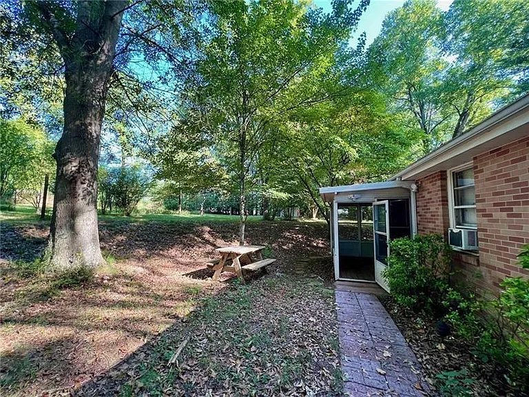 3743 Jiles Rd NW — Photo 3