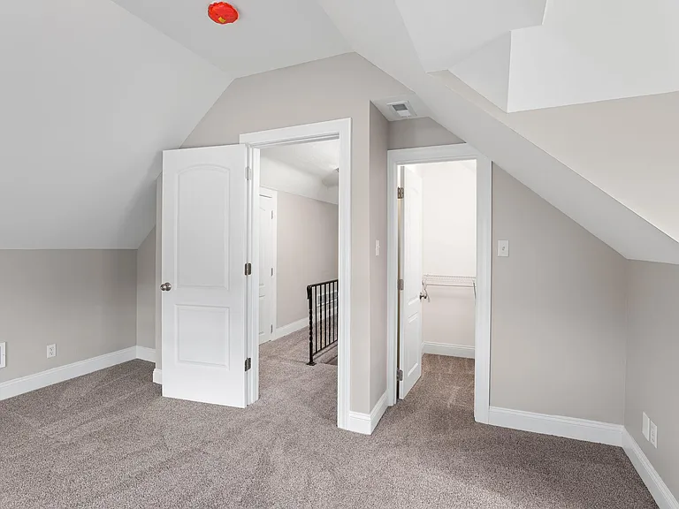 2904 Greentop Ct — Photo 23