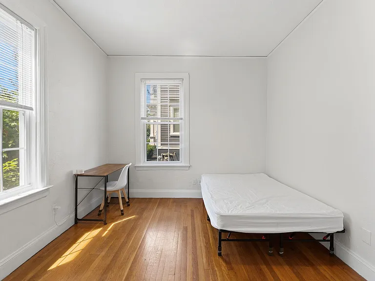 186 Waterman St #7 — Photo 3