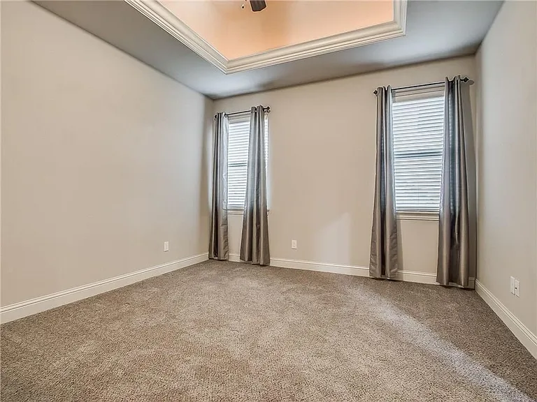 15412 Homecoming Dr — Photo 13