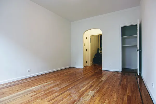 Rented by GPA Realty | media 25