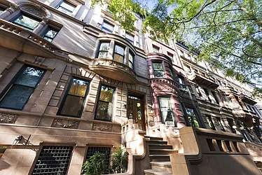 Sold by Nest Seekers International