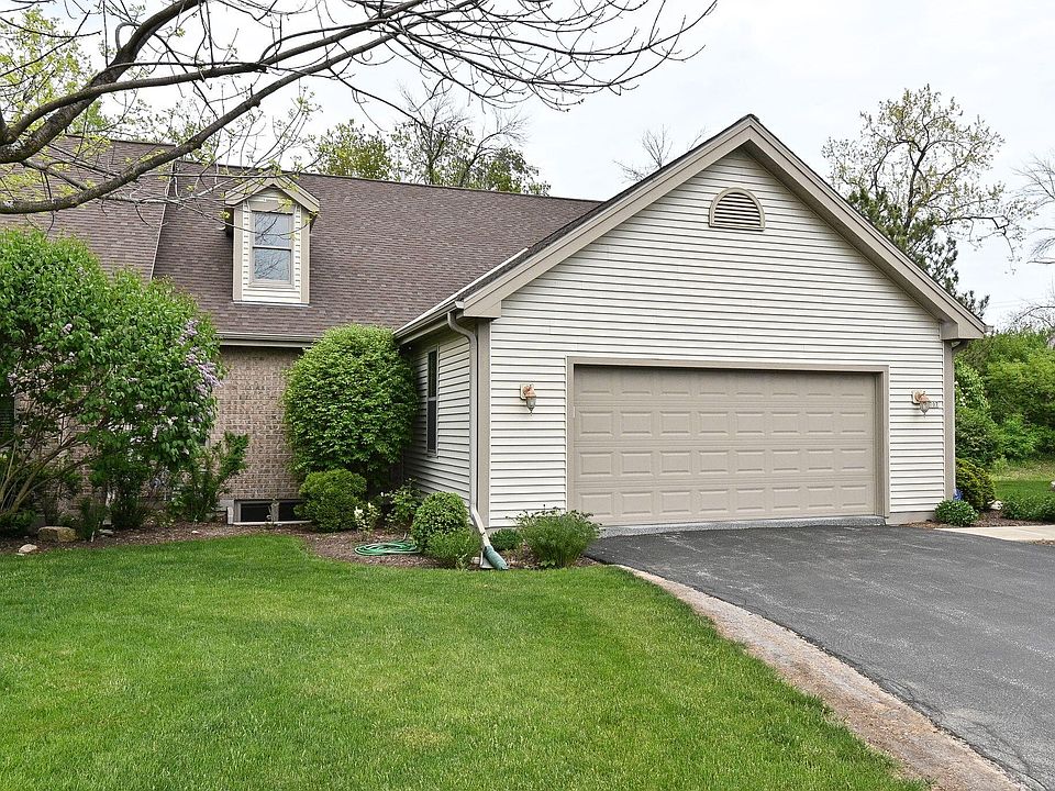 1st image of 6707 N Green Bay Ave #8