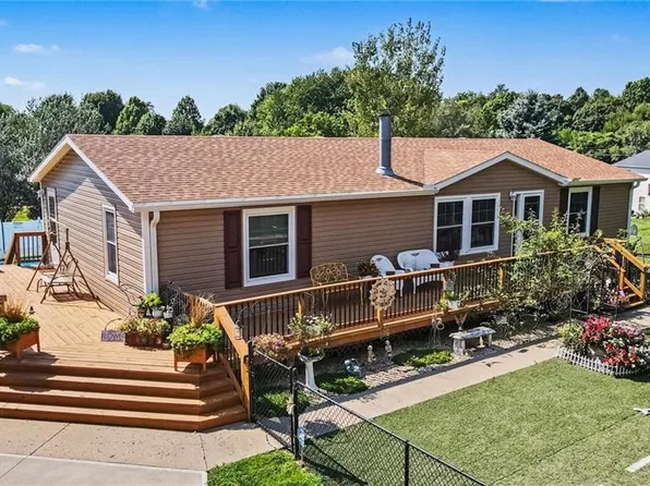 414 NE County Line Rd, Saint Joseph, MO 64505
