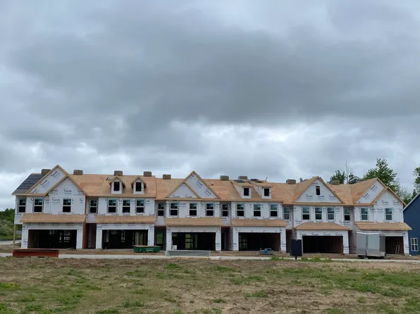 3338 Snake River St SW Unit 75, Grandville, MI 49418