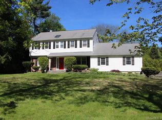 166 Chestnut Hill Rd, Norwalk, CT 06851
