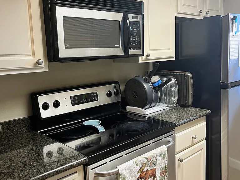 12083 Alta Carmel Ct #31 — Photo 16