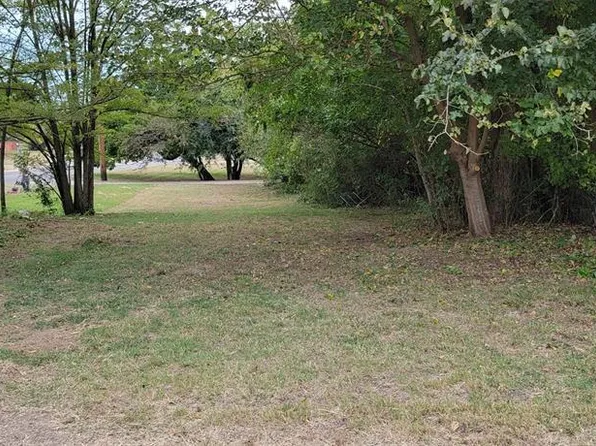 403 S Minnesota Ave Lot 32, Shawnee, OK 74801