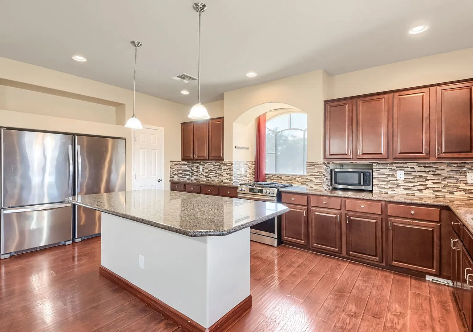 5 Bedroom Home with Solar Panels in Southwest Las Vegas — Photo 4