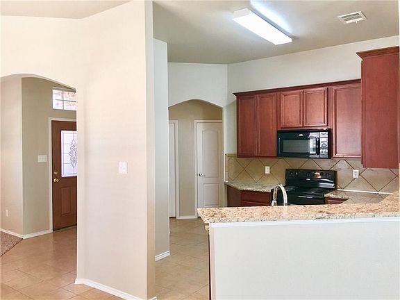 4th image of 10401 Nelson Dr