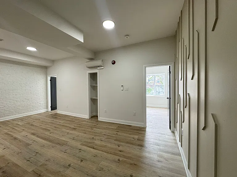 22 Wilson St — Photo 7