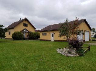 2059 Riverside Dr, Sault Sainte Marie, MI 49783