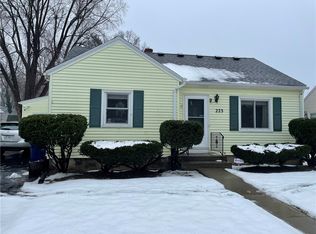 223 Wildwood Dr, Rochester, NY 14616