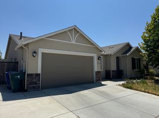 5448 E Laurite Ave, Fresno, CA 93727