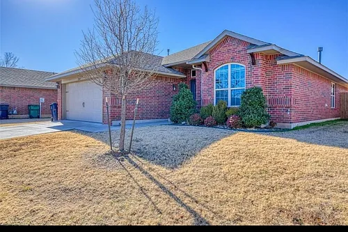 1309 Leigh Cir Photo 1
