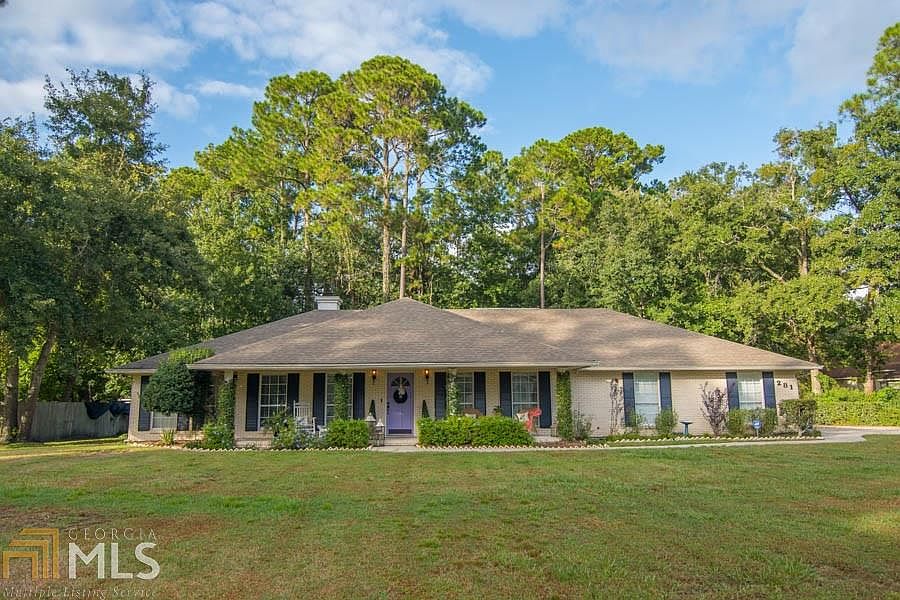 1st image of 281 Cambridge Cir
