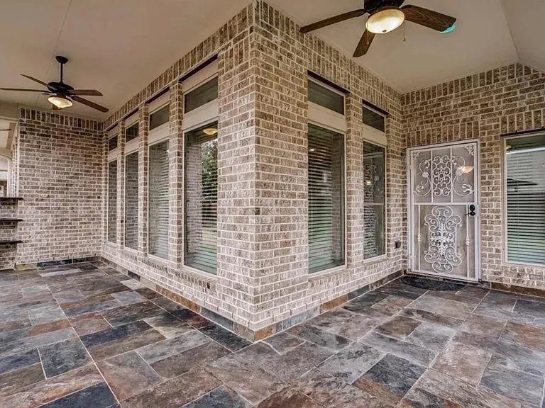 10310 Lockharton Ct — Photo 20