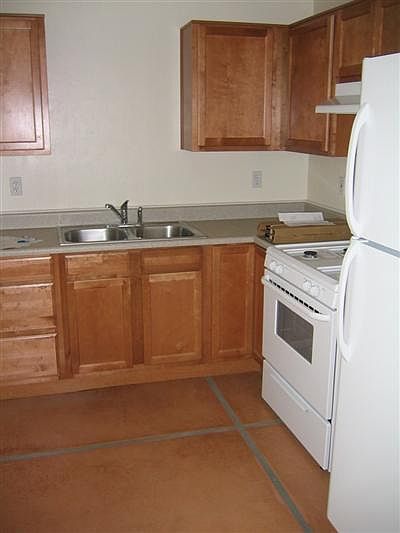 1st image of 3046 N Park Ave