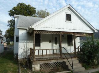 69 S 18th St, Kansas City, KS 66102
