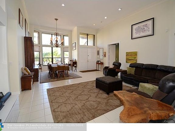 5th image of 331 Palm Blvd