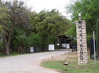 5706 Cattle Barn Ln, Granbury, TX 76049