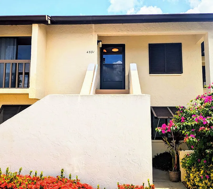 4531 Longwater Chase #16