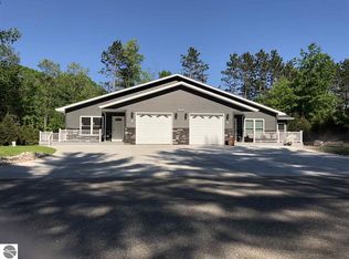9235 Sockeye Dr #B, Farwell, MI 48617