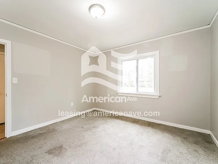1083941_011_wm_-_bedroom_13480760.jpg