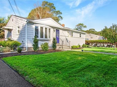 73 Custer St, Cranston, RI, 02889