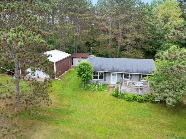 11004 Durant Rd, Waupaca, WI 54981