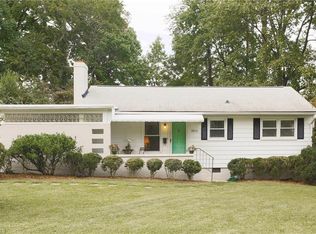 3812 Manor Dr, Greensboro, NC 27403