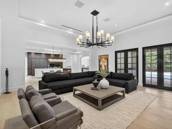 17 Carrick Road, Palm Beach Gardens, FL 33418