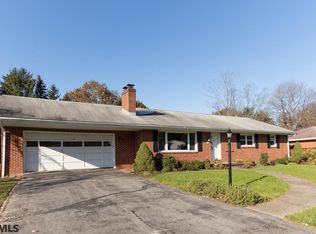 119 Willow Ave, State College, PA 16801