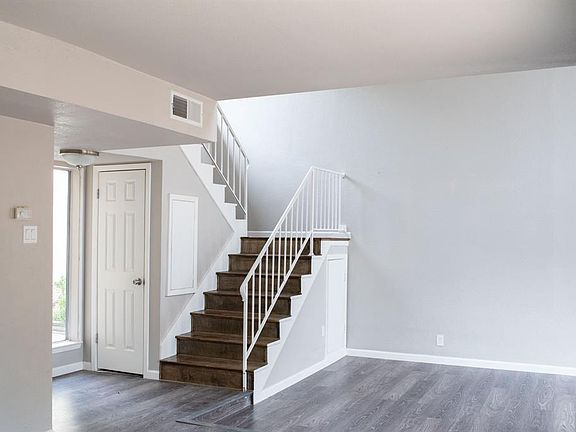 5th image of 6106 Spyglass Ln