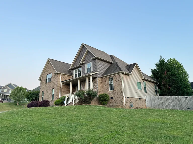 8734 McKenzie Farm Dr — Photo 2